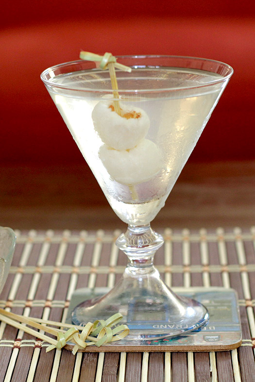lychee-martini-pinterest