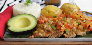 Sobrebarriga en Salsa Criolla