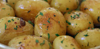 Papas en Mantequilla