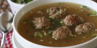 Sopa de Albóndigas albóndigas