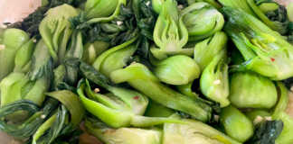 Bok Choy Salteado con Ajo bok choy